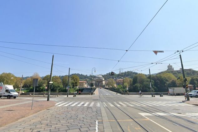 PIAZZA VITTORIO VENETO GRAZIOSO BILOCALE CON VISTA PANORAMICA - Foto 2