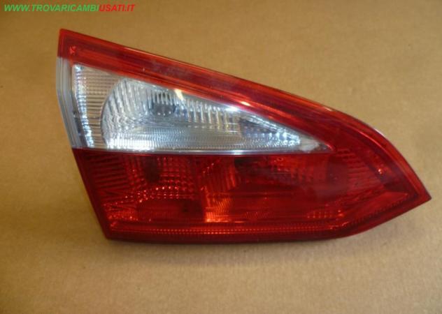 FANALE POST. PARTE INT. S. 999-U60234 Parti elettriche  Fanaleria  Fanali  Fanale post. sx. FORD - FOCUS - 01-04-2011 - 01-11-2014