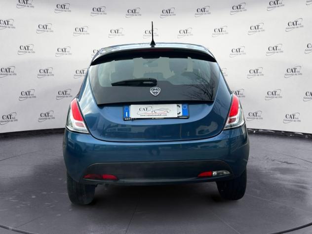 Lancia Ypsilon 1.0 FireFly 70cv Hybrid Platino - Foto 7