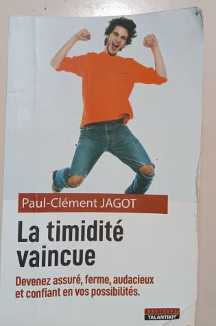 La timidè vaincue - Libro Francesce