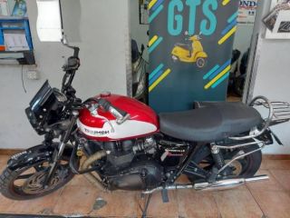 TRIUMPH Bonneville Newchurch Newchurch