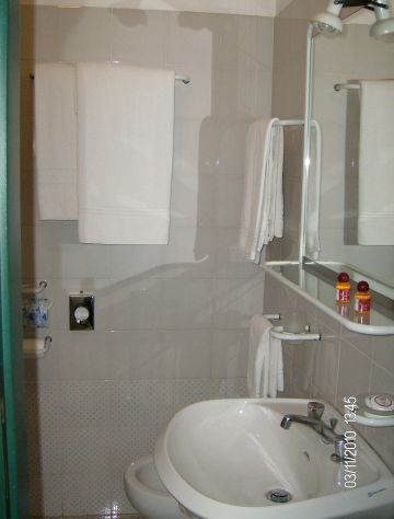 Arredo camere in ottime condizioni - Foto 10