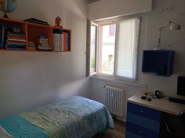 Arredamento completo appartamento moderno – cucina, camere, soggiorno - Foto 10