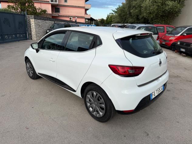 Renault Clio 1.2 75CV GPL 5 porte Costume National - Foto 8