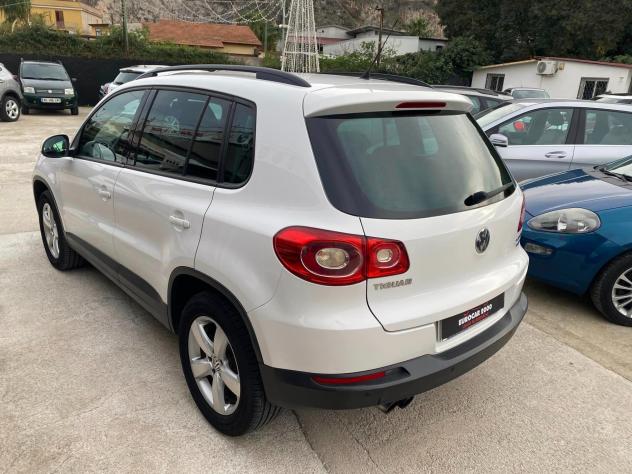 Volkswagen Tiguan 2.0 TDI DPF 4MOTION Sport & Style - Foto 6