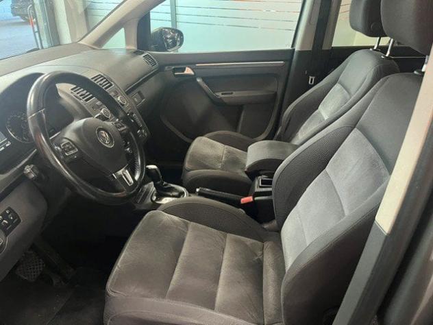Volkswagen Touran 2.0 TDI Highline DSG - Foto 8