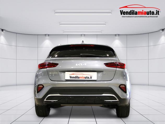 Kia XCeed PHEV 1.5 T-GDi 160 CV MHEV iMT Business - Foto 6