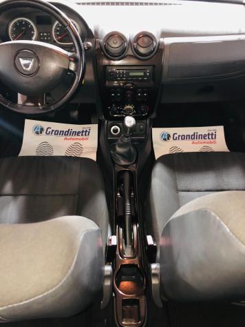 DACIA DUSTER 1.5 110CV anno 2012 4x4 - Foto 9