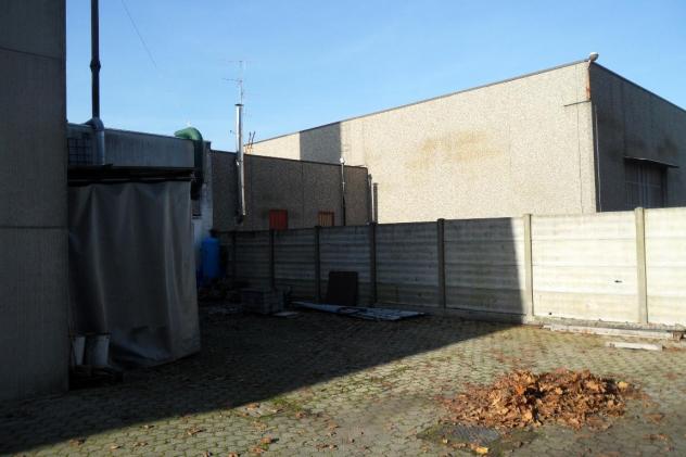 Biassono, capannone 750mq con area esterna. - Foto 6