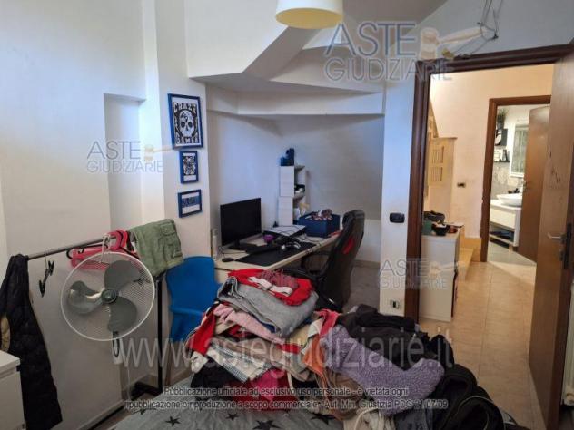 IMMOBILI-IMMOBILE COMMERCIALE-Via Monte Cauriol, 37 - Foto 4