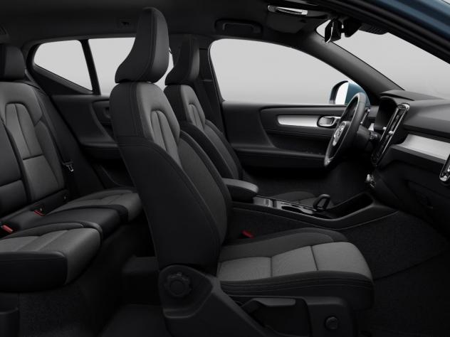 Volvo XC40 B3 163+11 CV Mild Hybrid Automatico Core N1 Autocarro - Foto 7