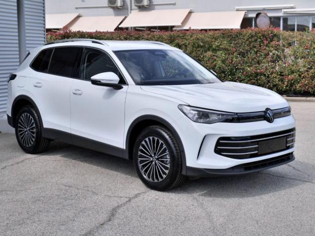 VOLKSWAGEN Tiguan 2.0 Tdi 150cv Elegance Dsg rif. 23737596 - Foto 4