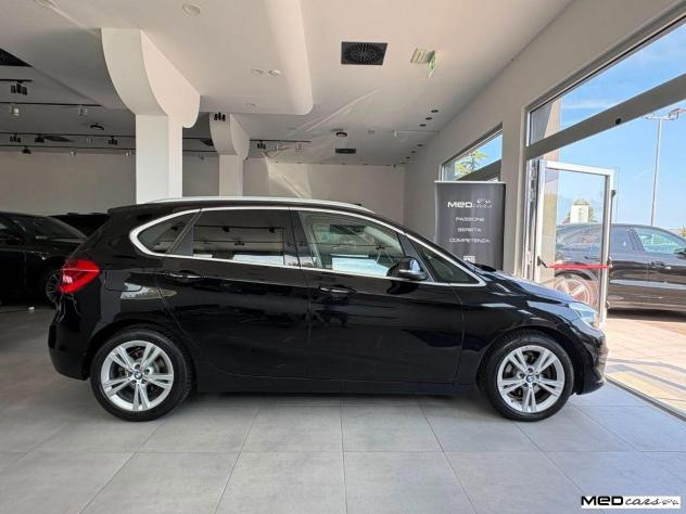 BMW - Serie 2 - 218d Active Tourer Advantage