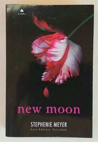 New Moon di Stephenie Meyer Fazi Editore,settembre 2011 come nuovo