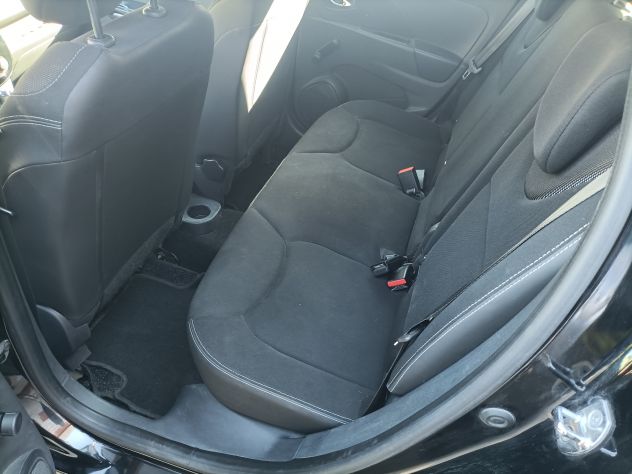 Renault Clio 1.2 5p Costume National - Foto 8