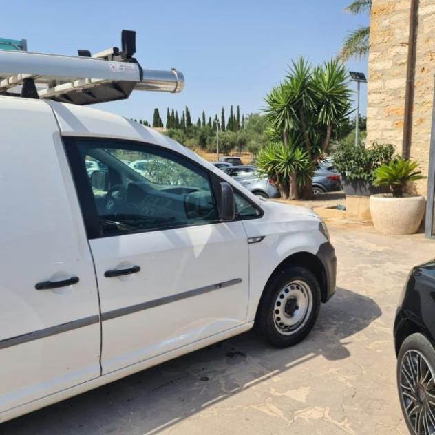 VOLKSWAGEN Caddy 2.0 TDI 122 CV 4MOTION VAN Business rif. 23936011 - Foto 4