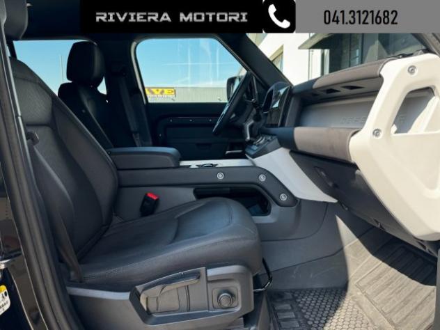 LAND ROVER Defender 110 3.0D I6 200 CV AWD Auto S rif. 23977192 - Foto 10