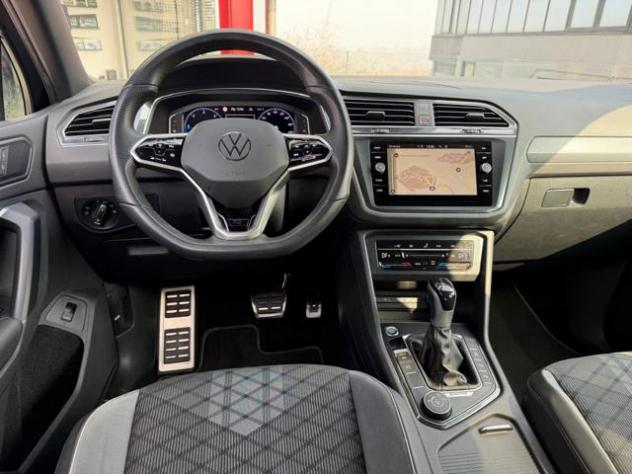VOLKSWAGEN Tiguan 2.0 TDI 200 CV SCR DSG 4MOTION R-Line rif. 23414332 - Foto 6