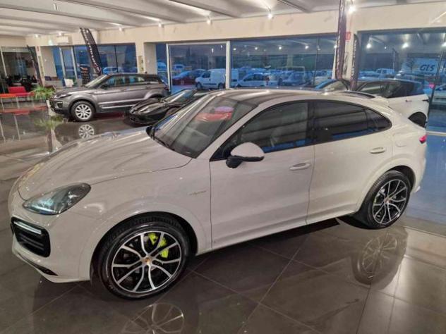 PORSCHE Cayenne Coupé 3.0 V6 E-Hybrid PASM PANO GTS MEMORIE rif. 22122296