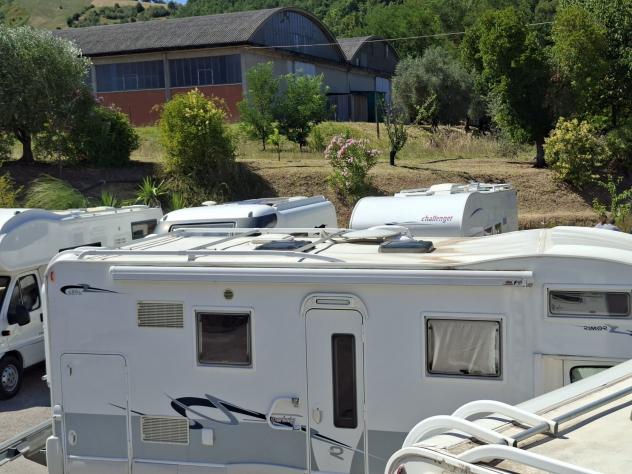 CAMPER RIMOR FORD MANSARDATO 7 POSTI DOPPIA DINETTE LETTI CASTELLO CLIMATIZZATORE PORTAMOTO GEMELLATO POSTERIORE CAMPEGGIO USATI GENERALI 1469 - Foto 6