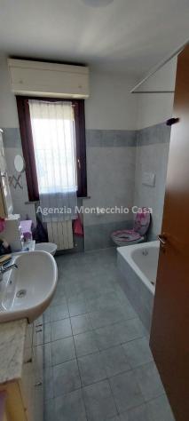 Grazioso appartamento con taverna e giardino privato - Foto 9