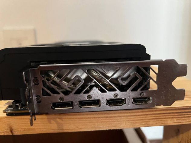 Scheda Video Sapphire RX Vega 64 Nitro+ 8GB - Foto 7