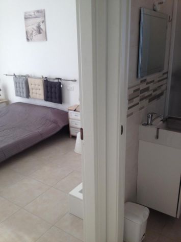 Fronte ospedali di PE, affittasi a studentessa stanza matr. con bagno privato - Foto 7