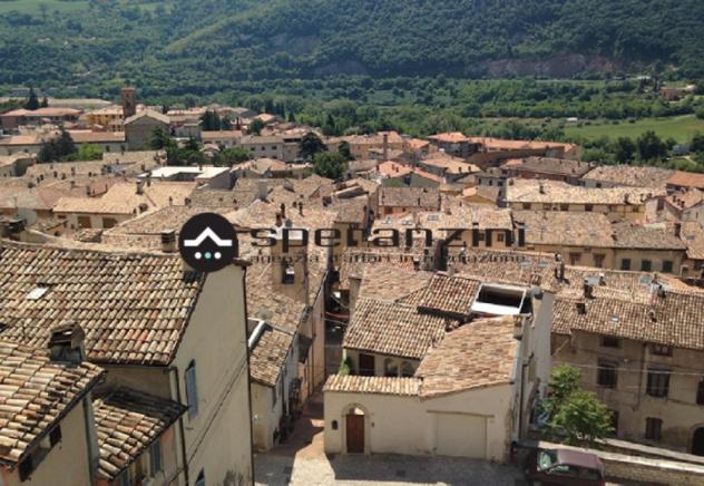 In posizione riservata ma facilmente raggiungibile dalle principali vie di comunicazione, proponiamo in vendita una caratteristica porzione di casa co - Foto 5