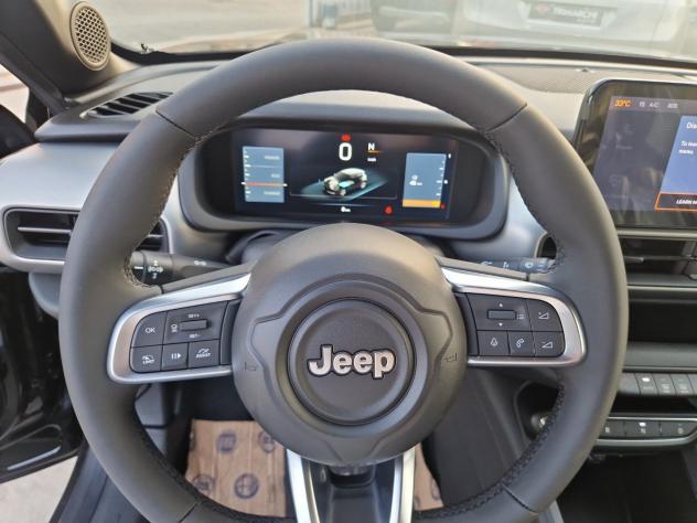 Jeep Avenger e-Hybrid 1.2 MHEV e-Hybrid Turbo Black Edition - Foto 10