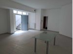 Piazza Napoli openspace ristrutturato climatizzato uso ufficio o laboratorio