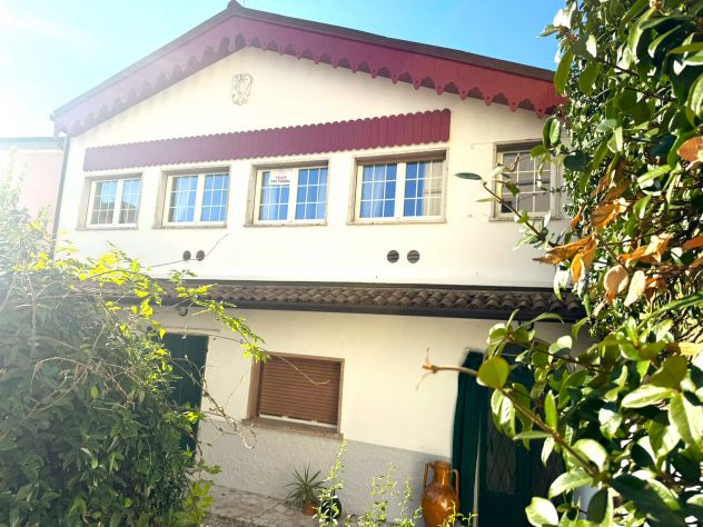 APPARTAMENTO IN CENTRO IN BIFAMILIARE