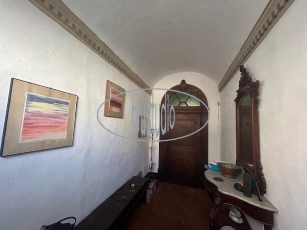 VILLA di 27 vani e di 2115 mq (RADDA IN CHIANTI) rif. V-2215 - Foto 3