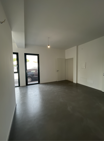 Ufficio ristrutturato fronte strada - Foto 3