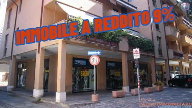 TREZZO SULL'ADDA, CENTRO - VENDESI IMMOBILE A REDDITO 9% 8 LUCI ANGOLARE