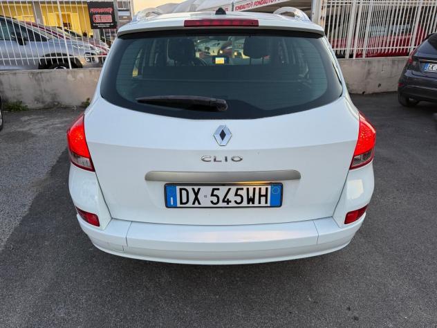 Renault Clio 1.2 16V SporTour Luxe solo 116000 km - Foto 2