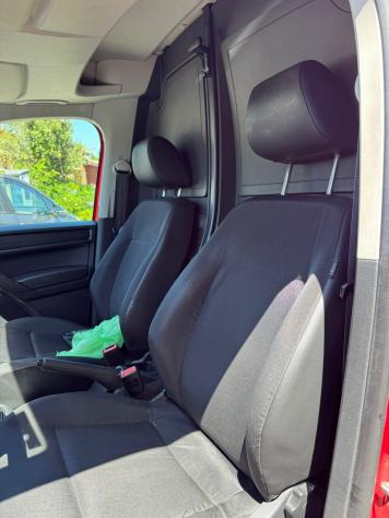 VW Caddy 2.0TDI 122 4WD S&S Bus. Off. Mobile -2016 - Foto 8