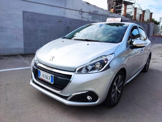 Peugeot 208 BlueHDi 75 5 porte Allure garanzia 2anni poliza furto