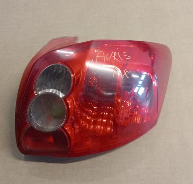 FANALE POST.DX (Vers. Koito) 999-U1296515 Parti elettriche  Fanaleria  Fanali  Fanale post. dx. TOYOTA - AURIS - 01-01-2007 - 01-12-2012