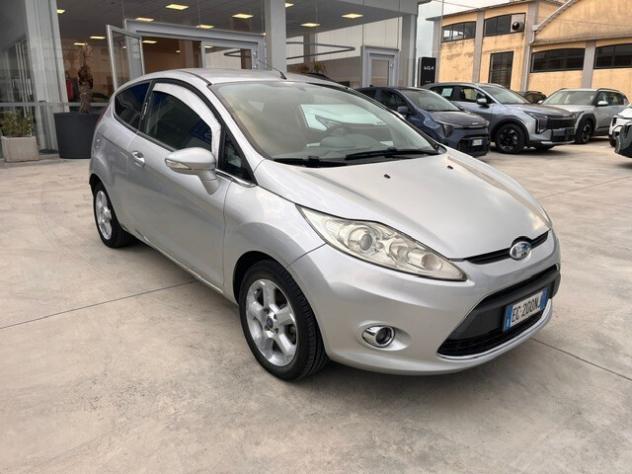 Ford Fiesta Fiesta+ 1.4 TDCi 68CV 3 porte - Foto 2