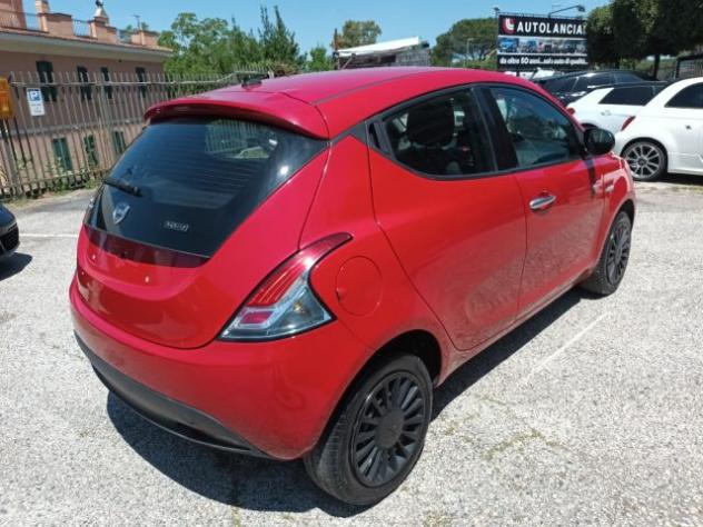LANCIA Ypsilon 1000 HYBRID SILVER 70CV STEREO USB ITALIA rif. 23775577 - Foto 4