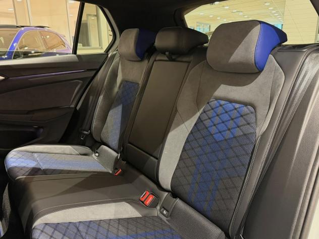 Volkswagen Golf Golf 2.0 tsi R Black Edition 4motion 333cv dsg "AKRAPOVIC OMOLOGATI" - Foto 8