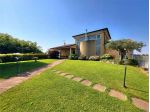 V005554 - VILLAFRANCA – VILLA SINGOLA CON GIARDINO DI 2.000 MQ