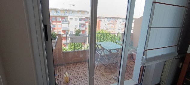 Stanza singola in trilocale con giardino condominiale - Foto 10