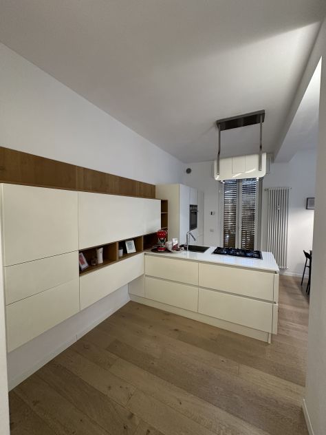 Bilocale di design con doppio balcone - Foto 2