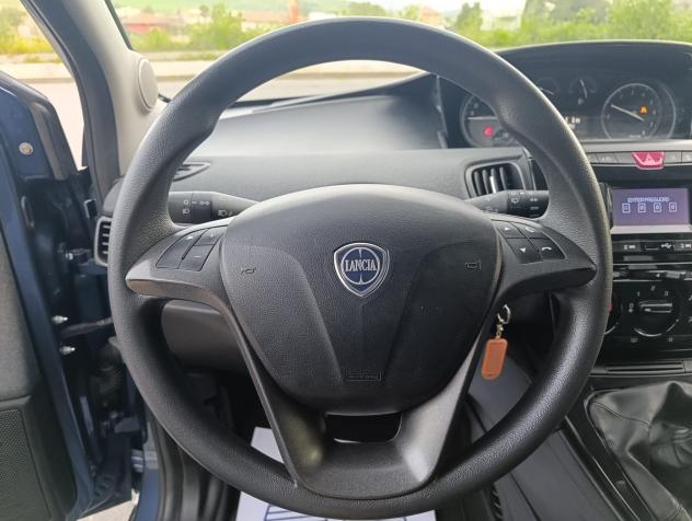 Lancia Ypsilon 1.0 FireFly 5 porte S&S Hybrid Silver - Foto 10