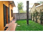 APPARTAMENTO di 5 vani e di 130 mq (FIRENZE) rif. 57S.