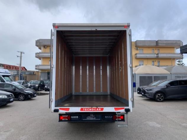 IVECO Daily Cabinato Furgonato rif. 23944786 - Foto 7