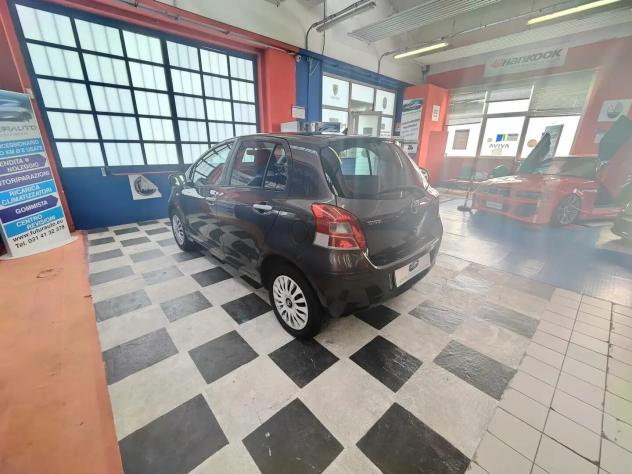Toyota Yaris 1.0 5 porte Sol.s - Foto 5