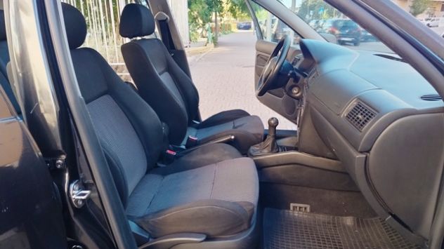 Volkswagen Golf IV 5p 1.6 Benz/Metano - Foto 5