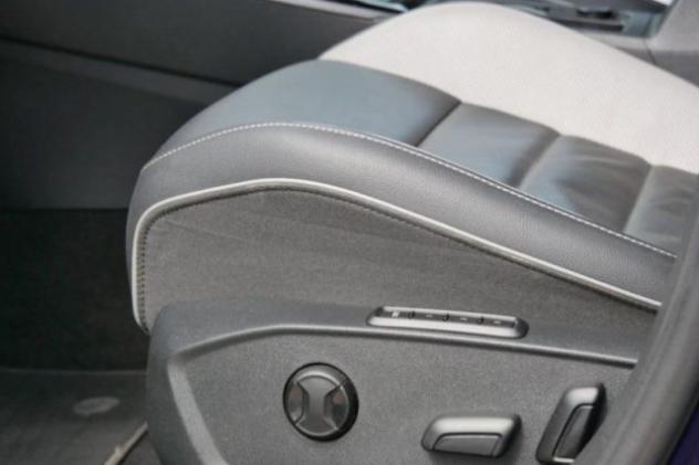 VOLKSWAGEN Golf 2.0 TDI DSG GTD rif. 24049212 - Foto 7